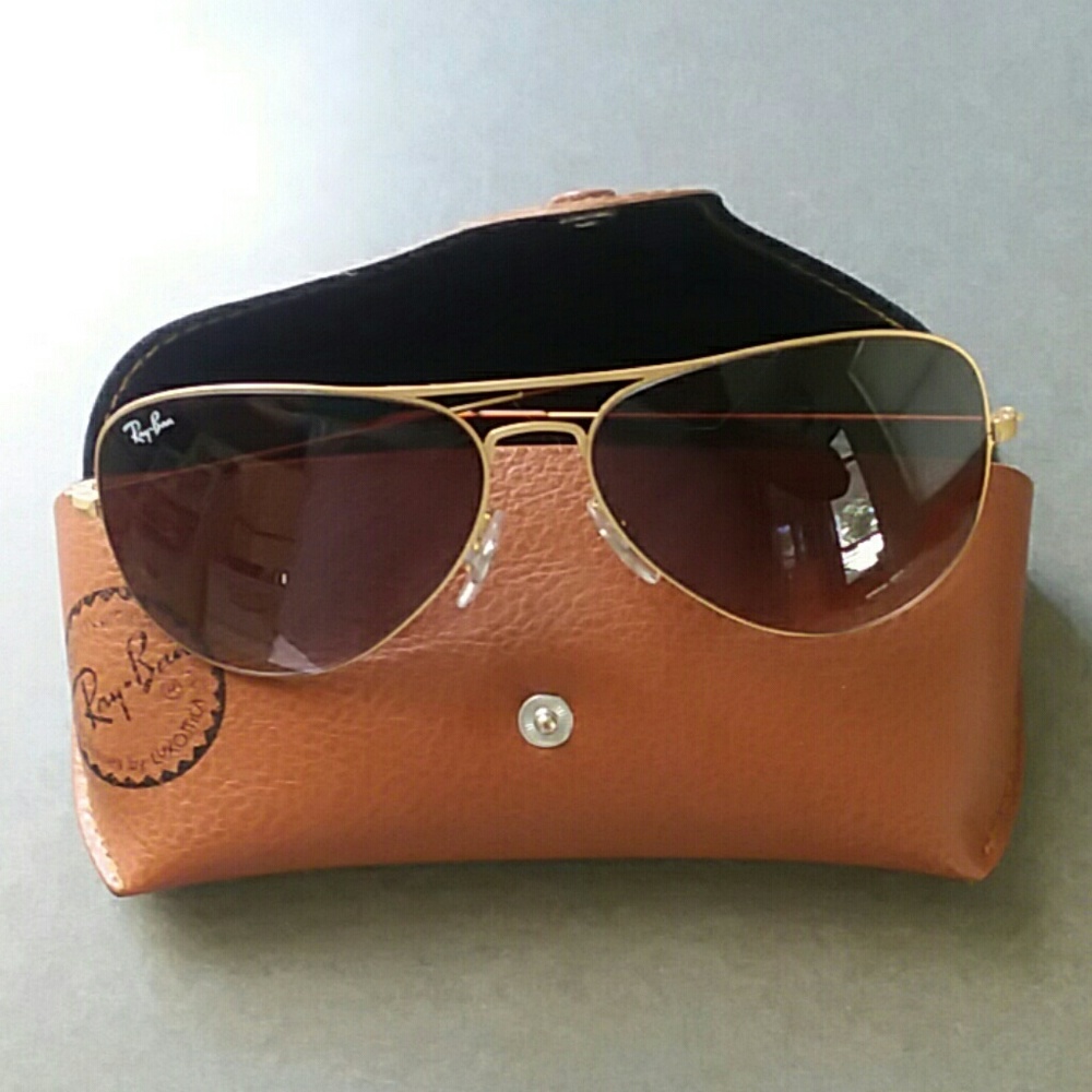 Women's aviator ray bans excellent condition
